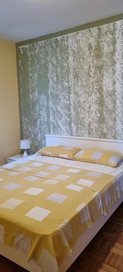 Apartman "Cvita" Драге Екстериор снимка