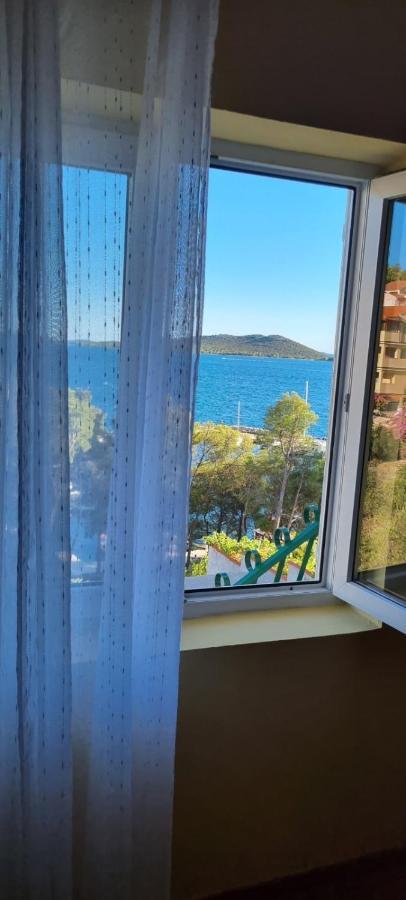 Apartman "Cvita" Драге Екстериор снимка